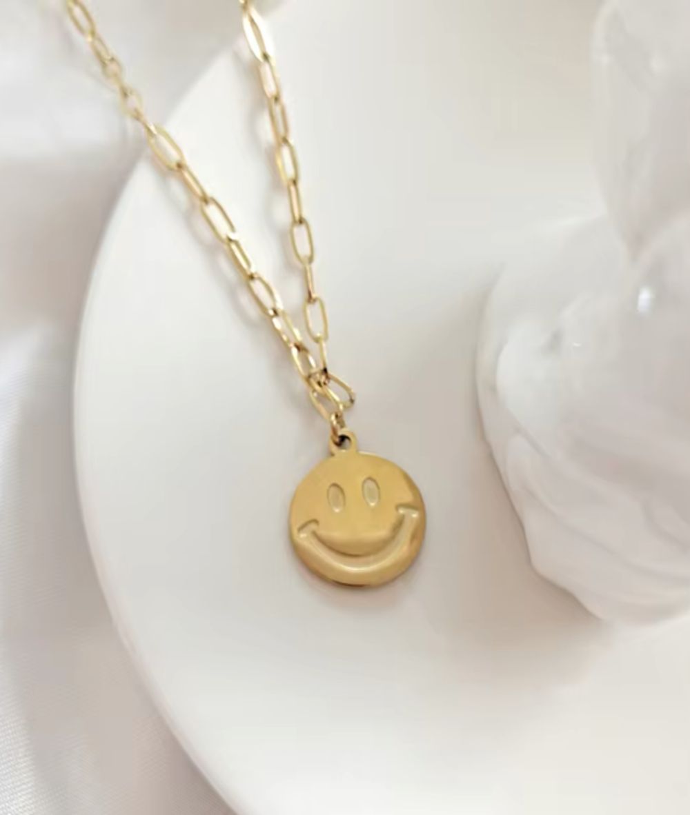 Nude Rose Stainless Steel 18K Gold Smiley Face Pendant Necklace #N-041