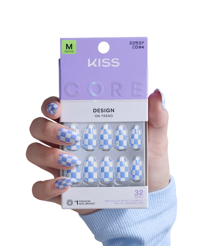 Kiss Core Design Nails 