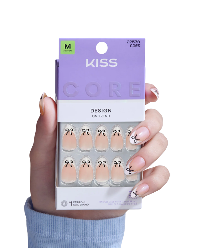 Kiss Core Design Nails 