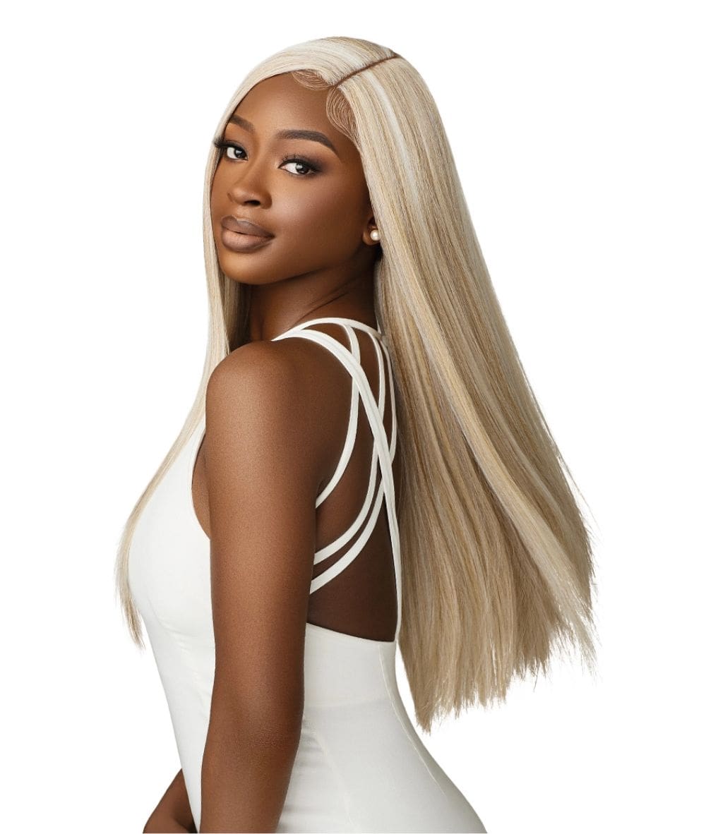 Outre Lace Front Wig Colorbomb Kaycee 24"