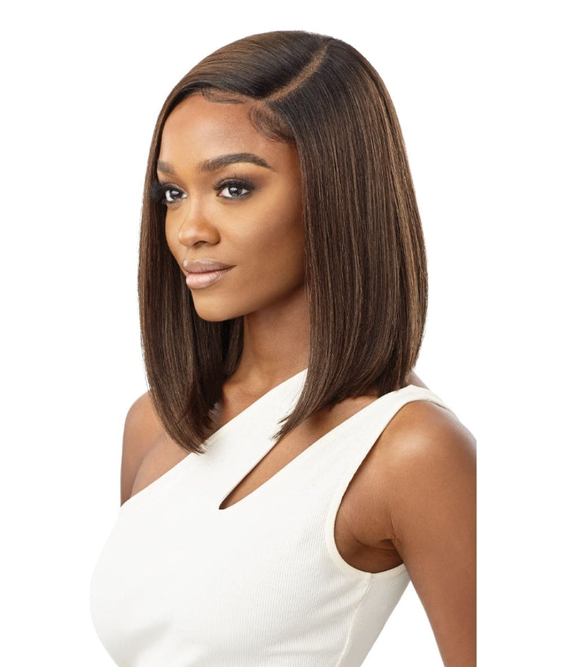 Outre Sleeklay Part Lace Front Wig - Nella