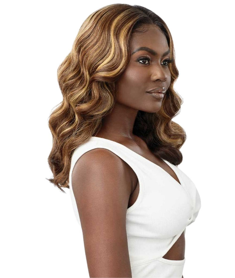 Outre Lace Front Perfect Hairline Fully Hand-Tied 13&