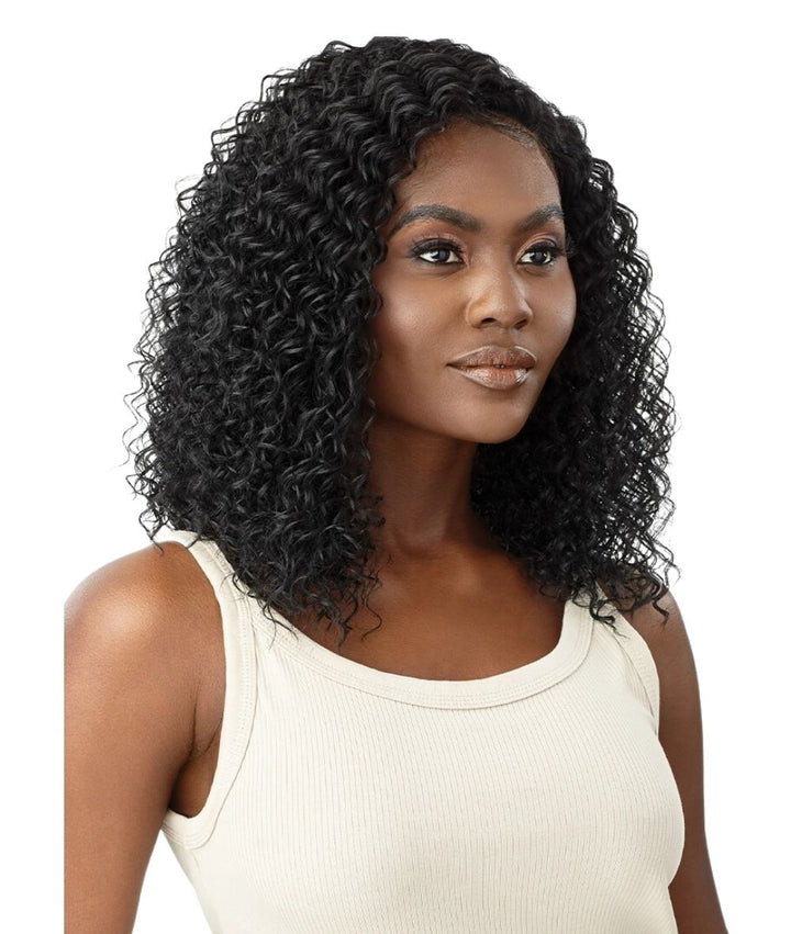 Outre Lace Front Wig Kaitlin